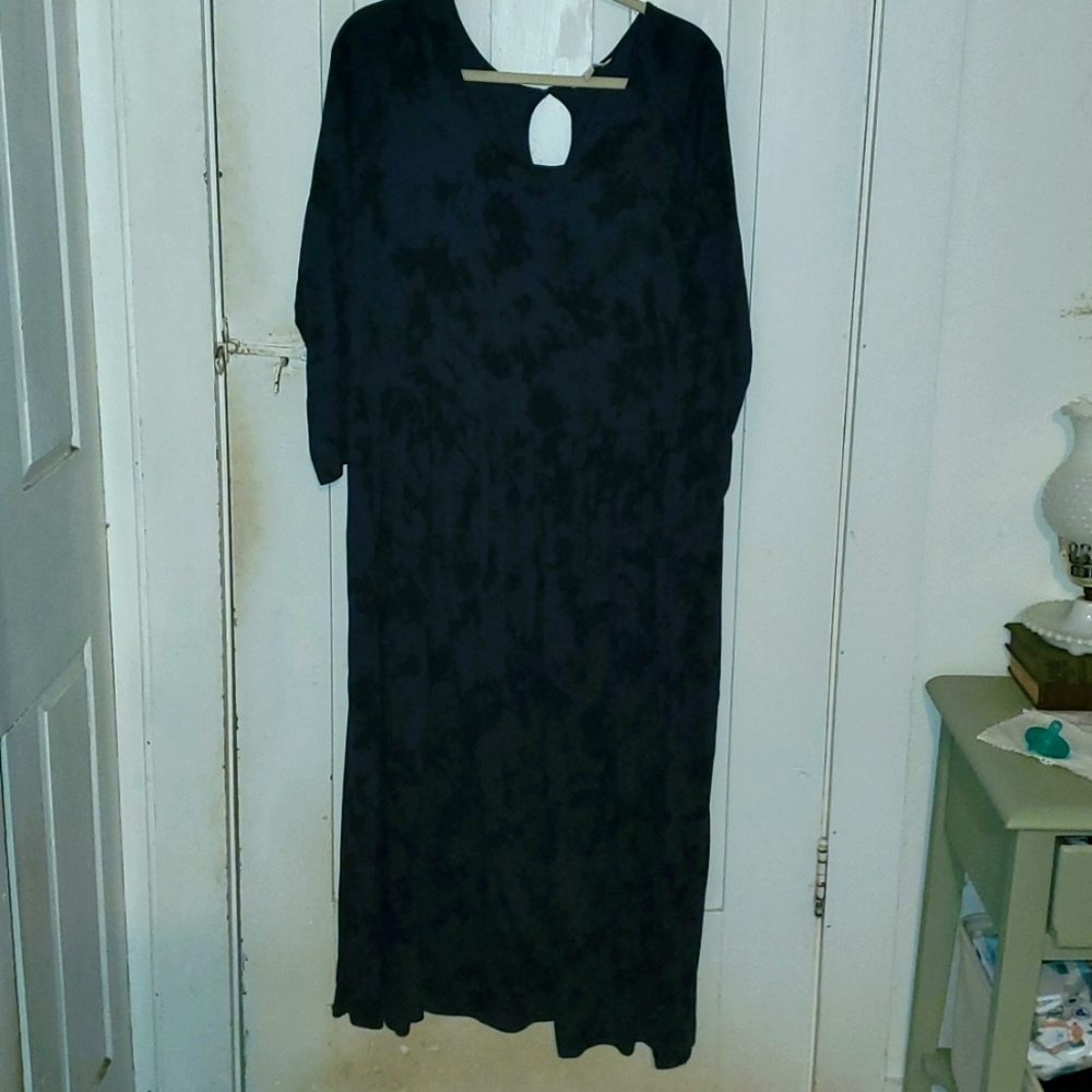 Terra & Sky Long Sleeve Scoop Neck Elastic Waist Maxi Dress